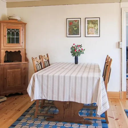 Cozy In With Kitchen Holiday home